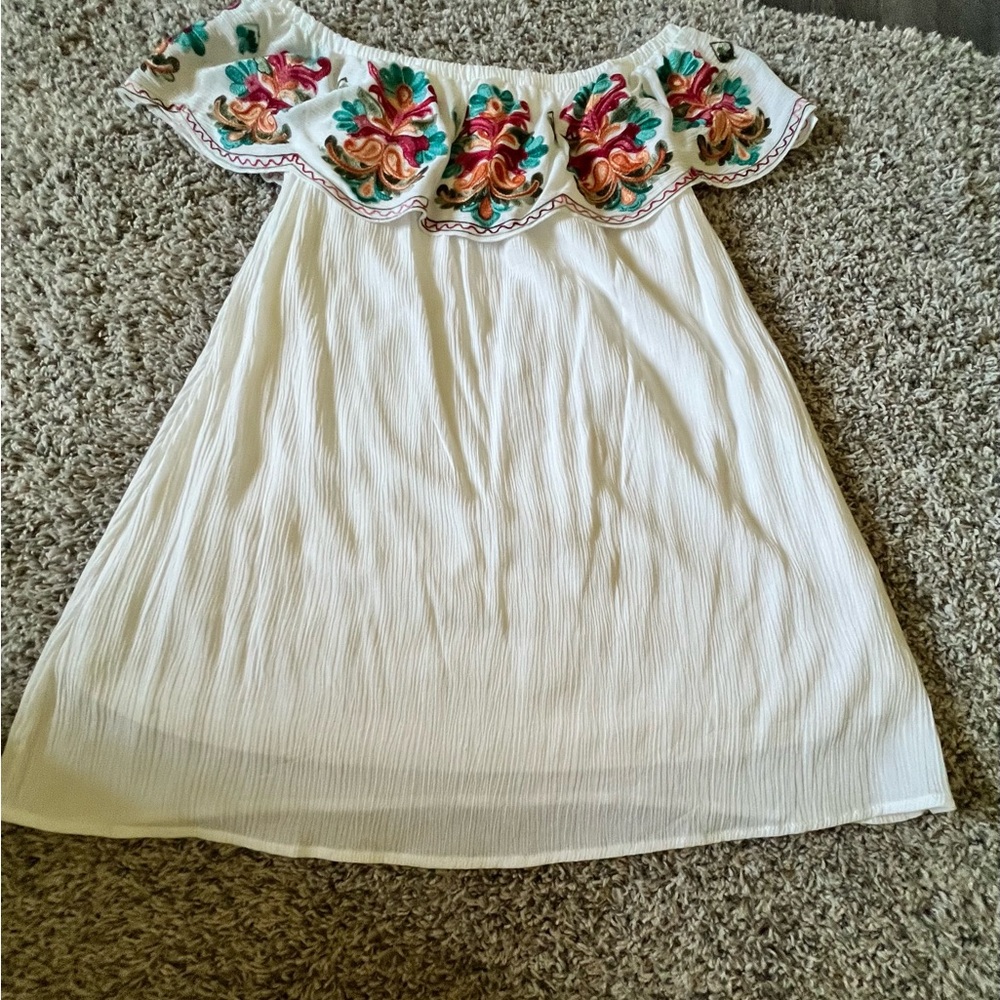 Embroidered Off-Shoulder Dress - White